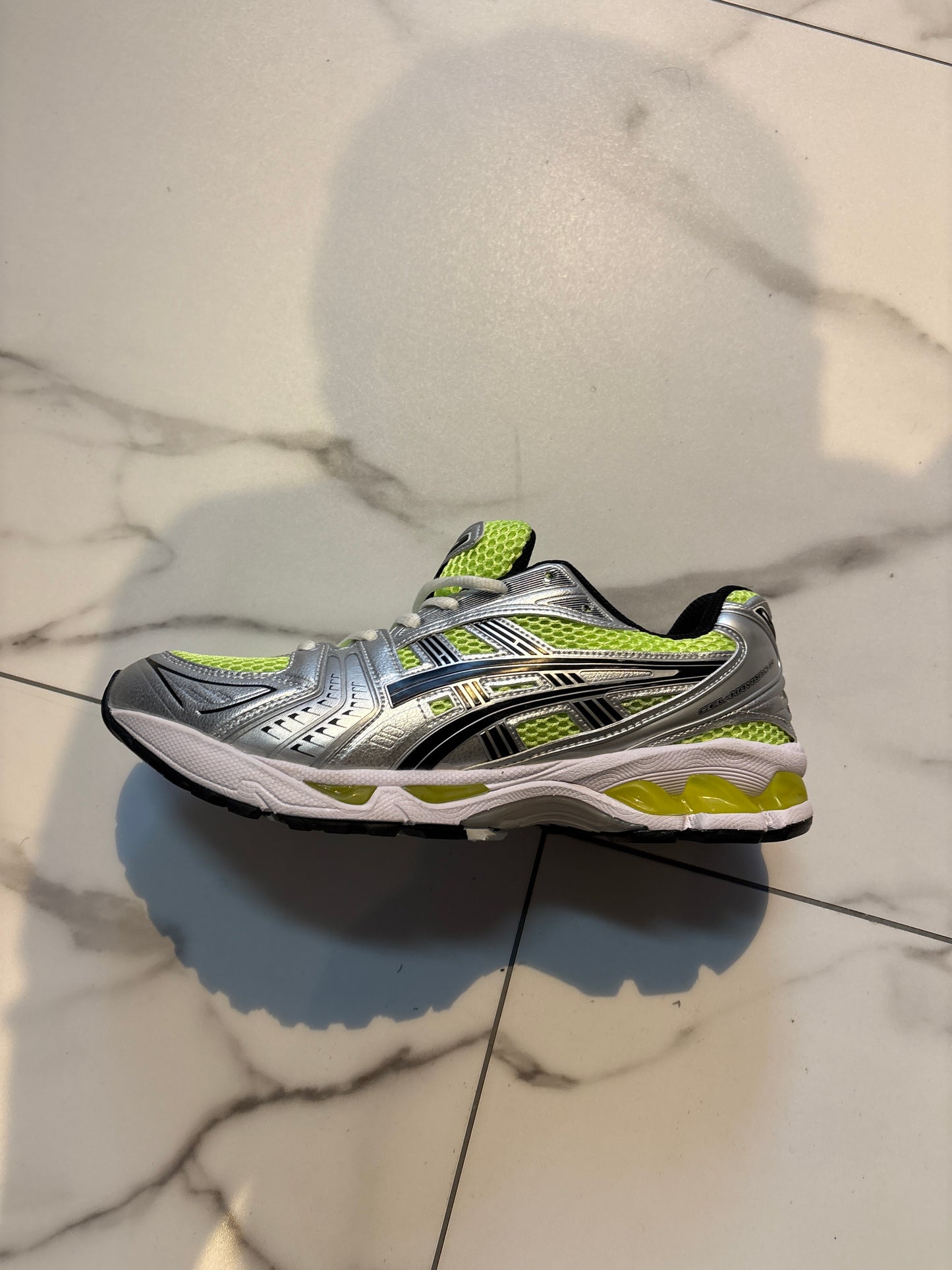 ASIC Lime Green no box