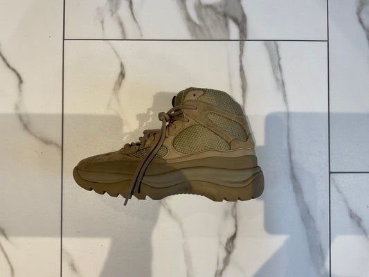 Yeezy boot used with box