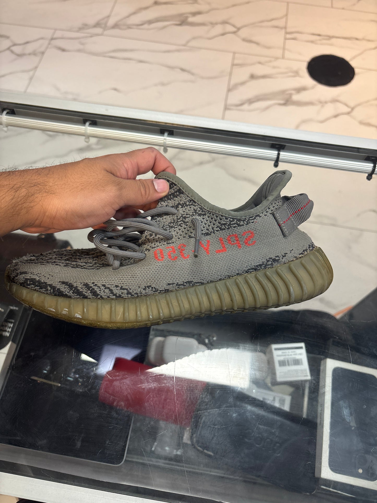Yeezy 350 beluga used no box