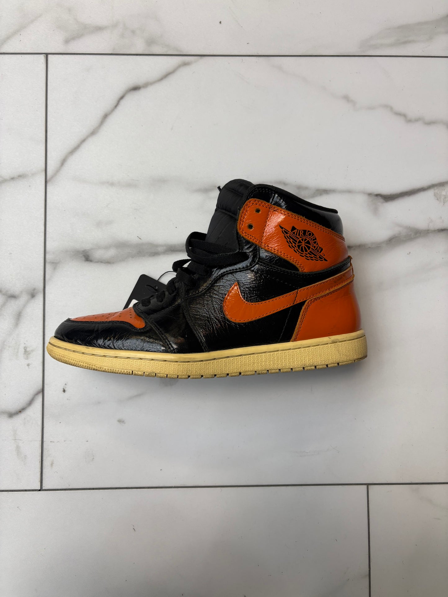 Air Jordan 1 shattered backboard