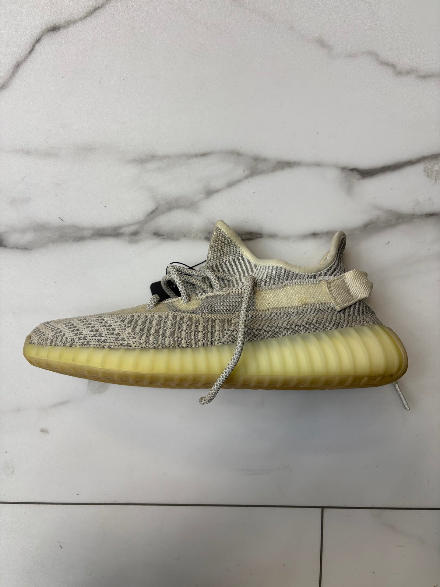 Yeezy 350 static no box