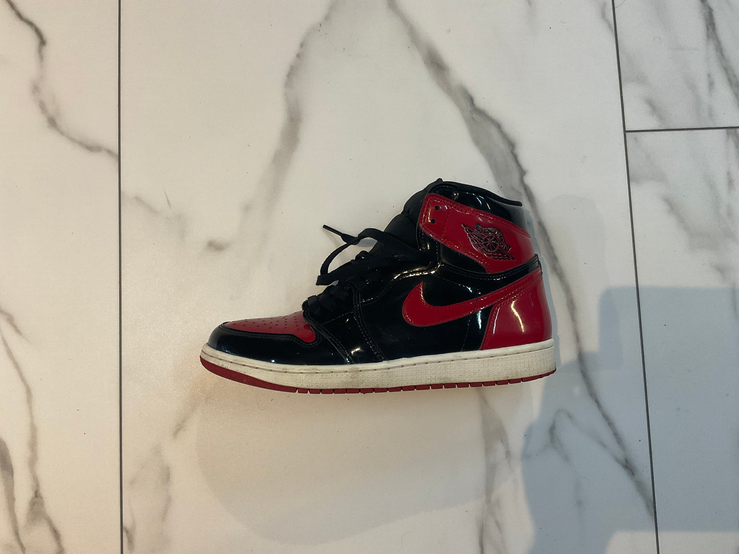 Jordan 1 patent leather used with box