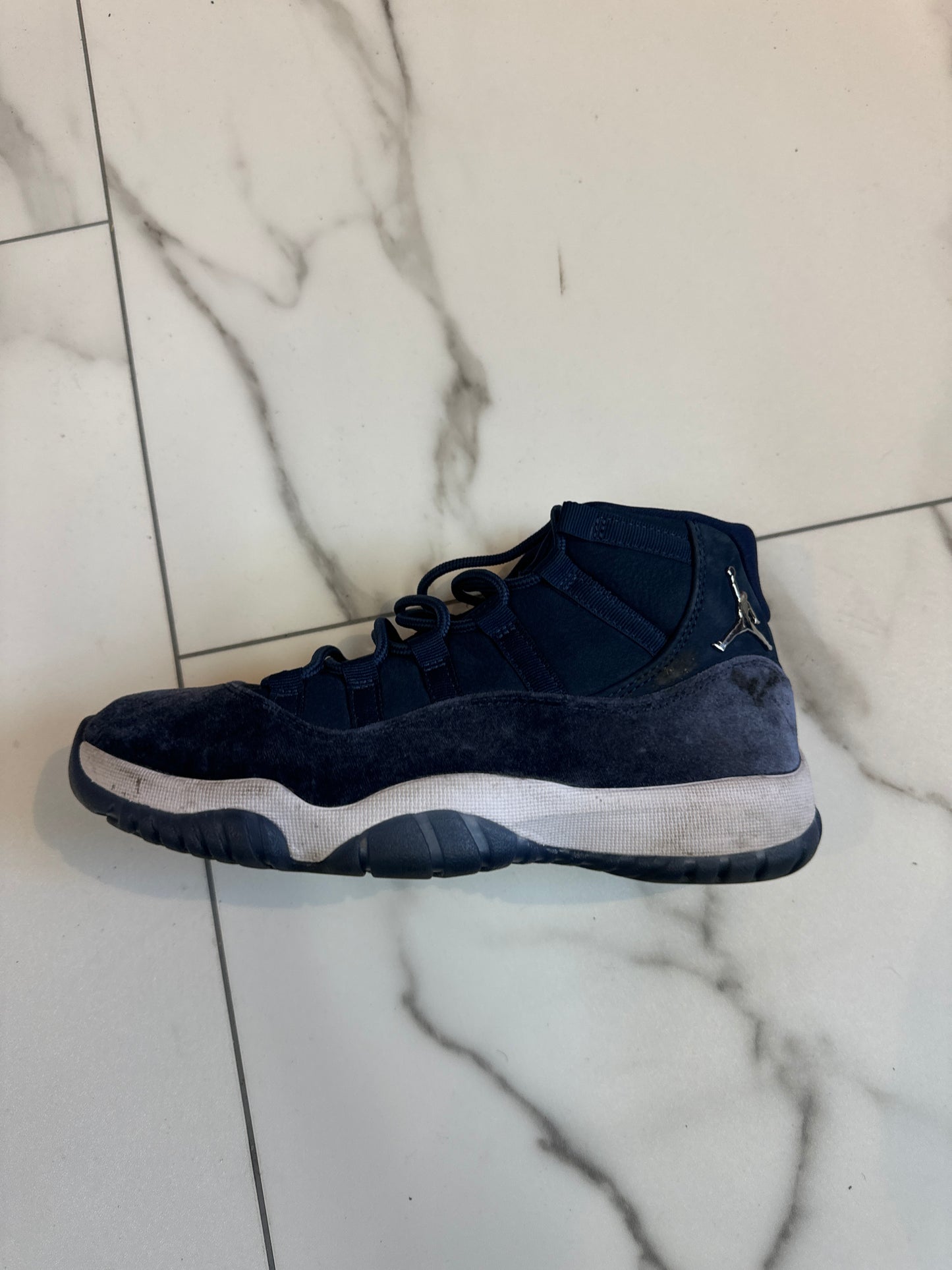 Jordan 11 Midnight Navy Used