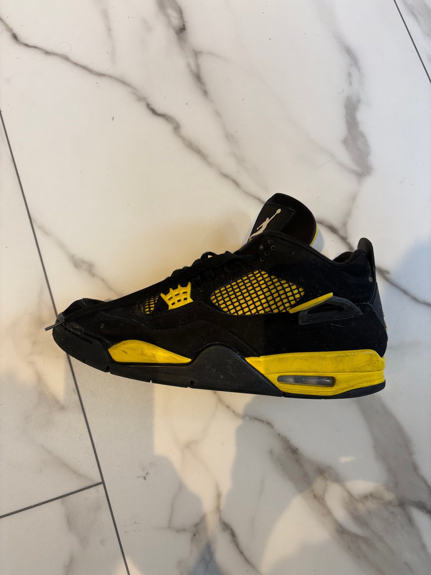 Jordan 4 thunder used