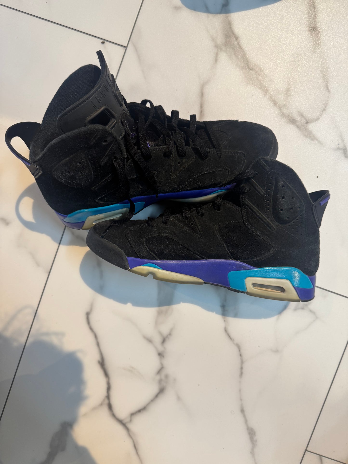 used jordan 5 aqua