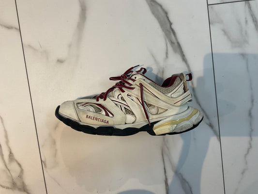 Balenci track runner used with box