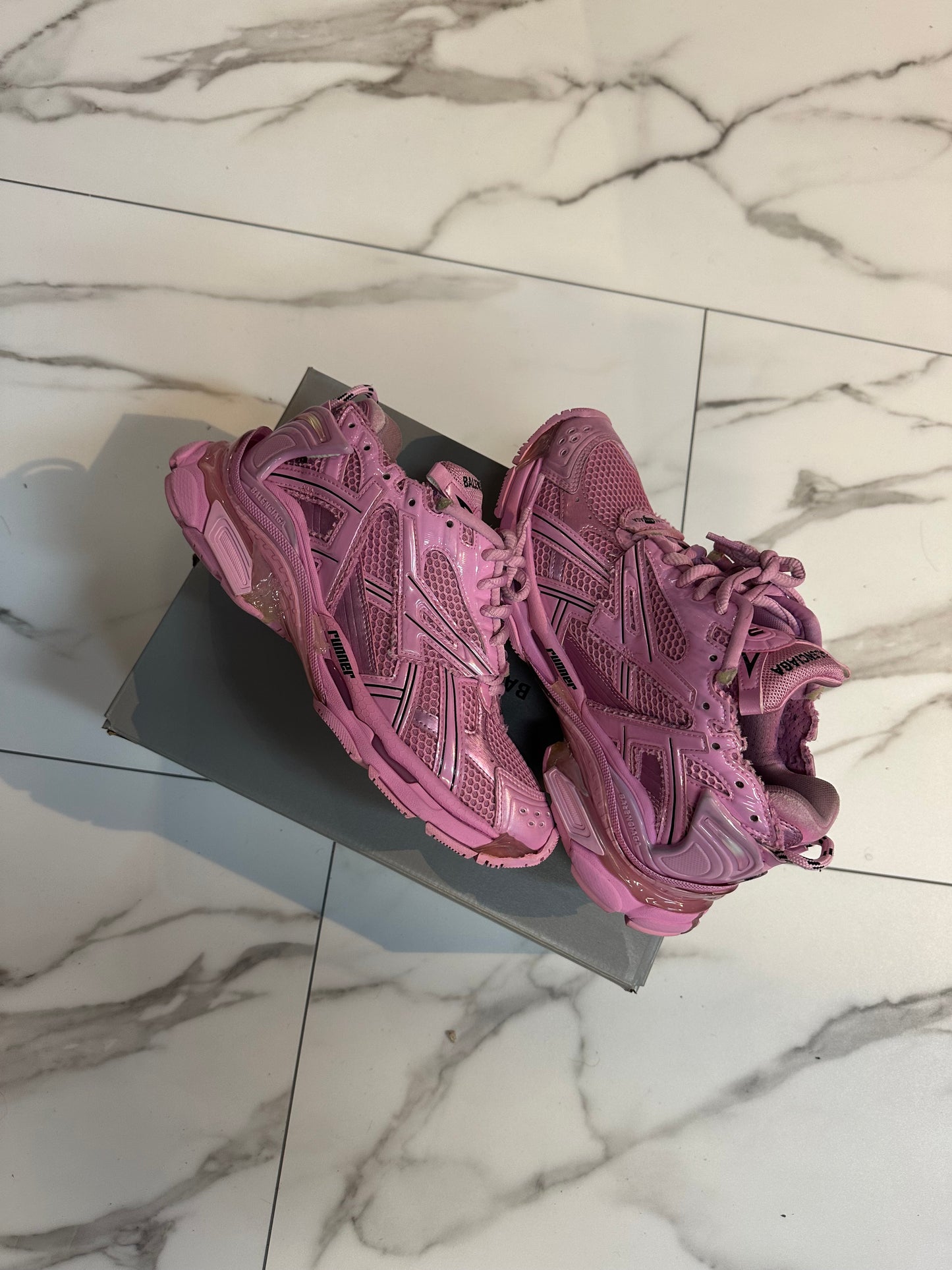 Balenciaga Runner Pink