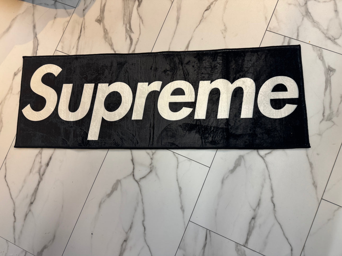 Supreme Box Rug