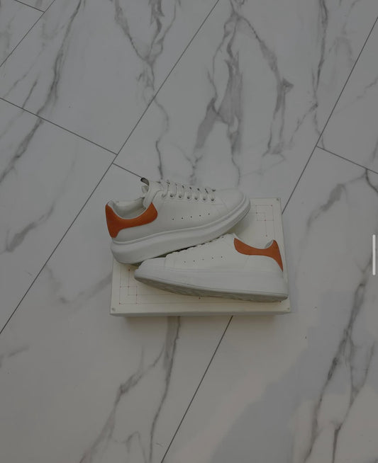 Mc queen Orange/white with box