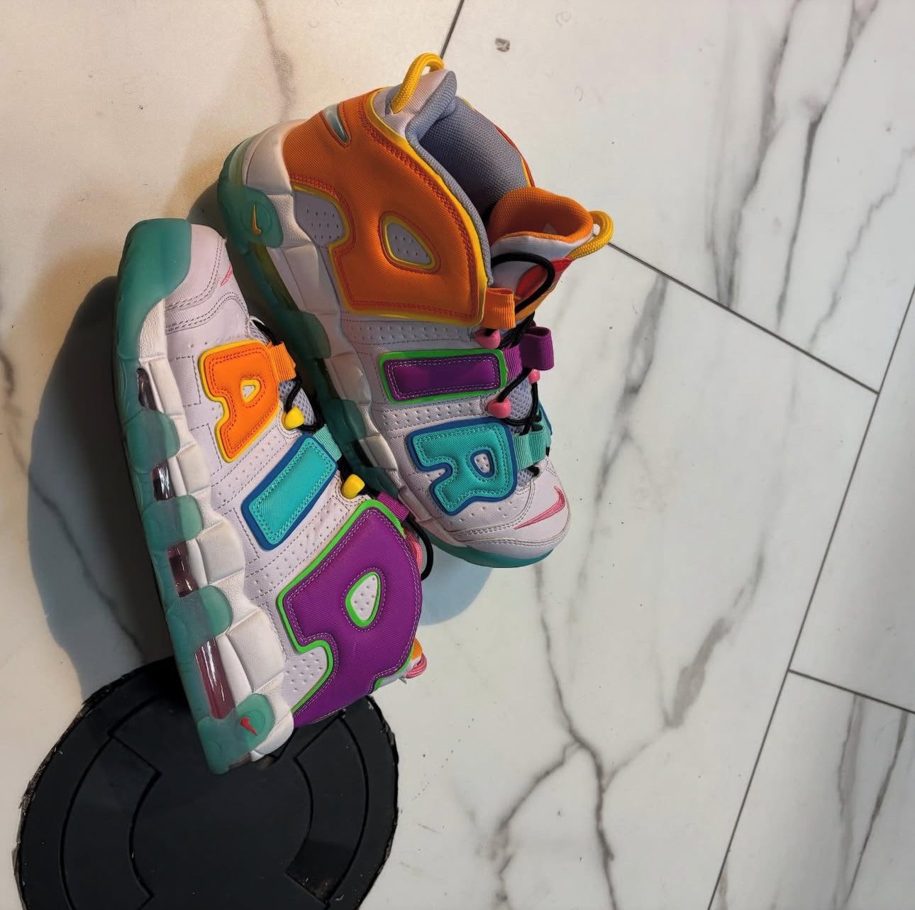 Multicolor uptempo