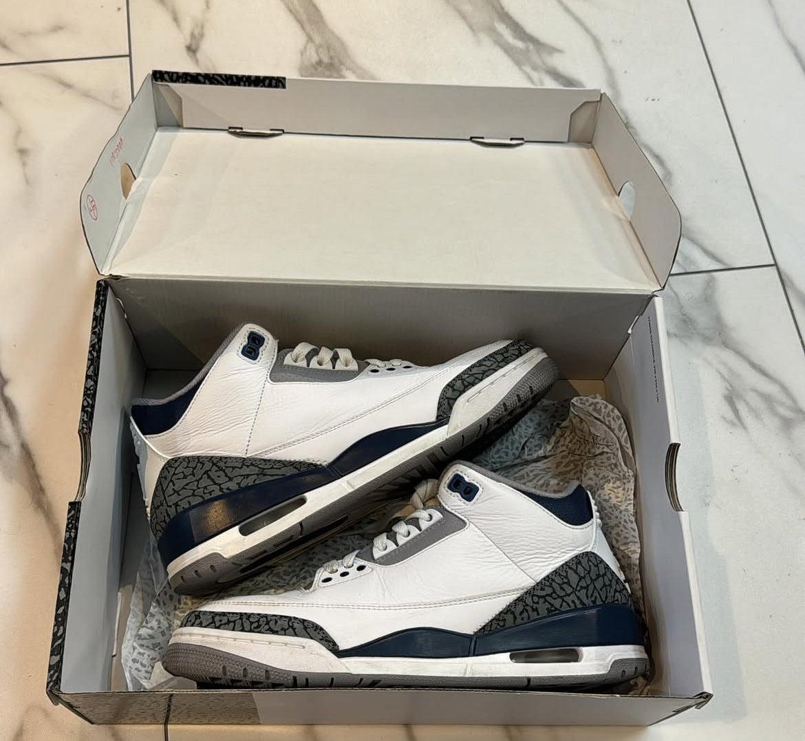 Jordan 3 Midnight Navy used with box