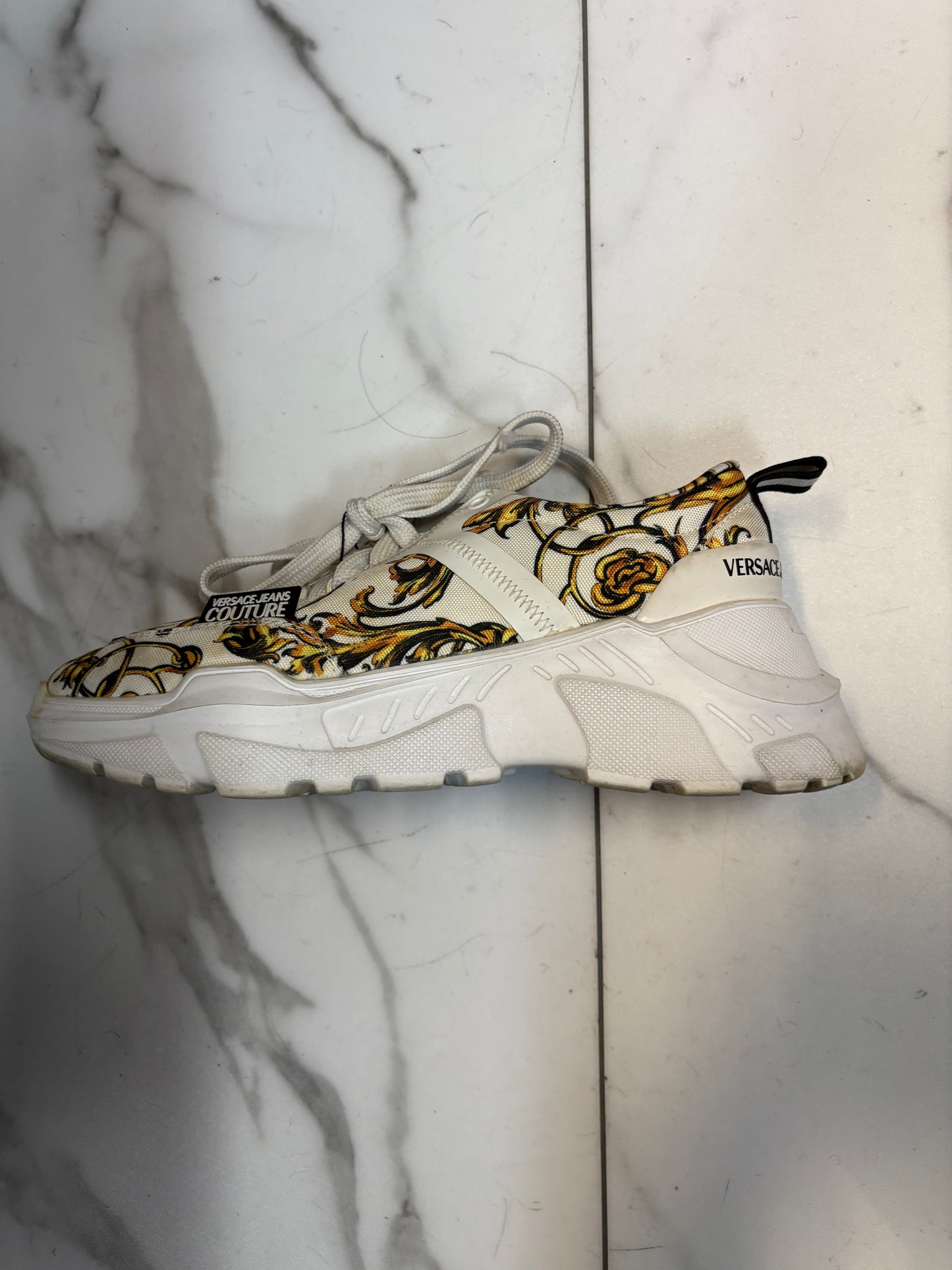 Versace gold flowers