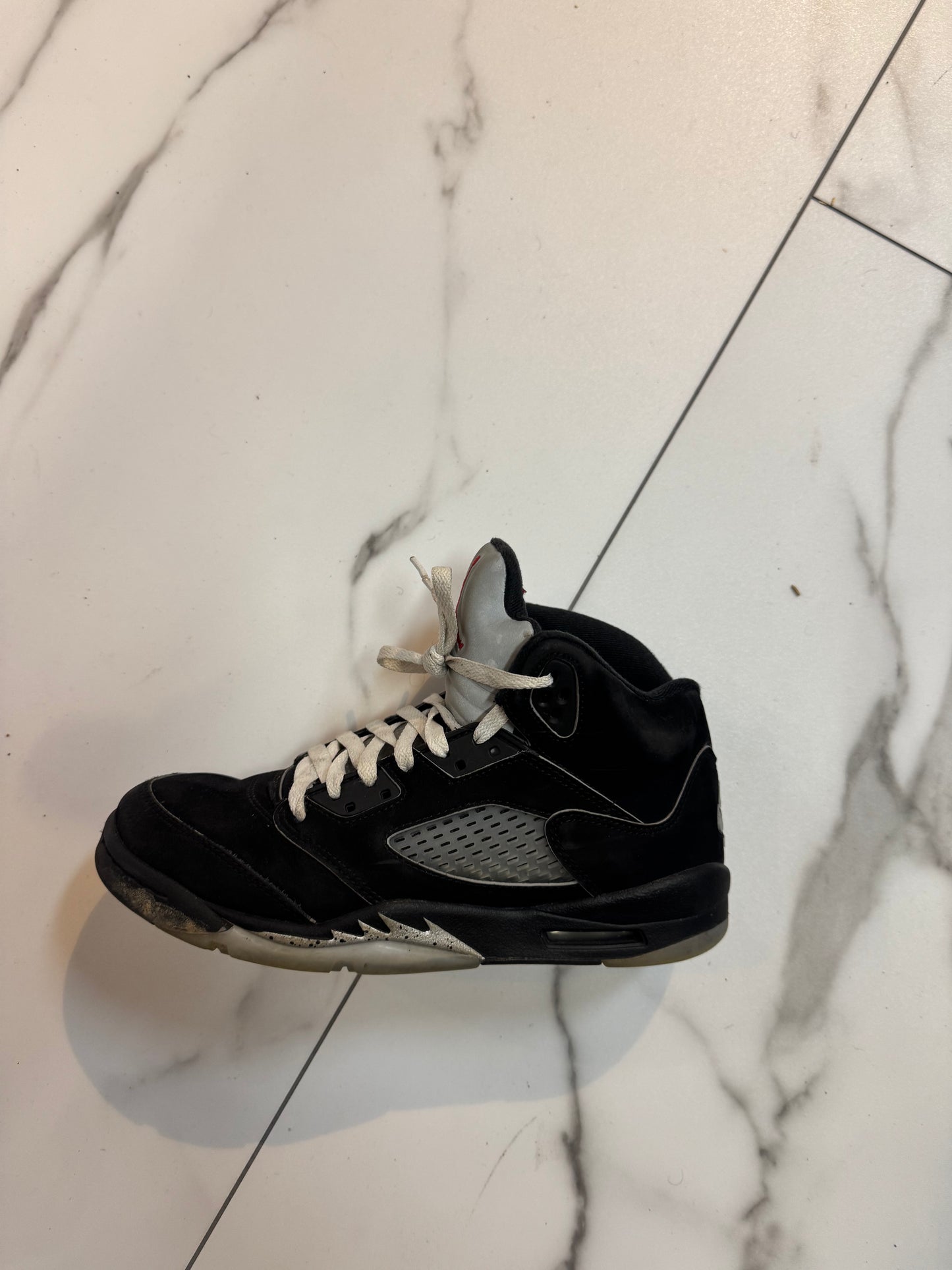 used jordan 5 metallic