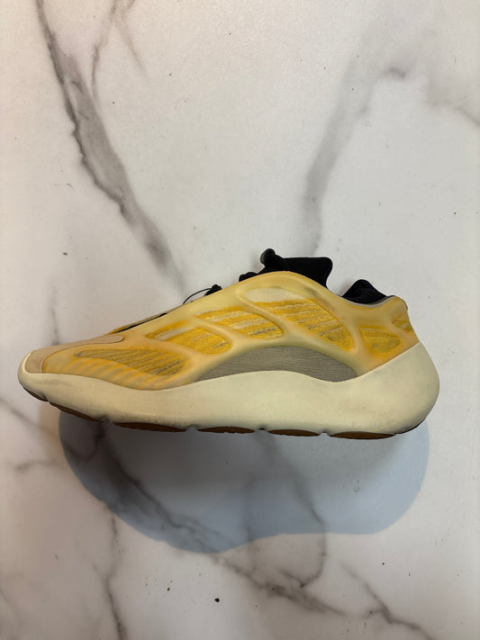 Yeezy 700 v3 Azael