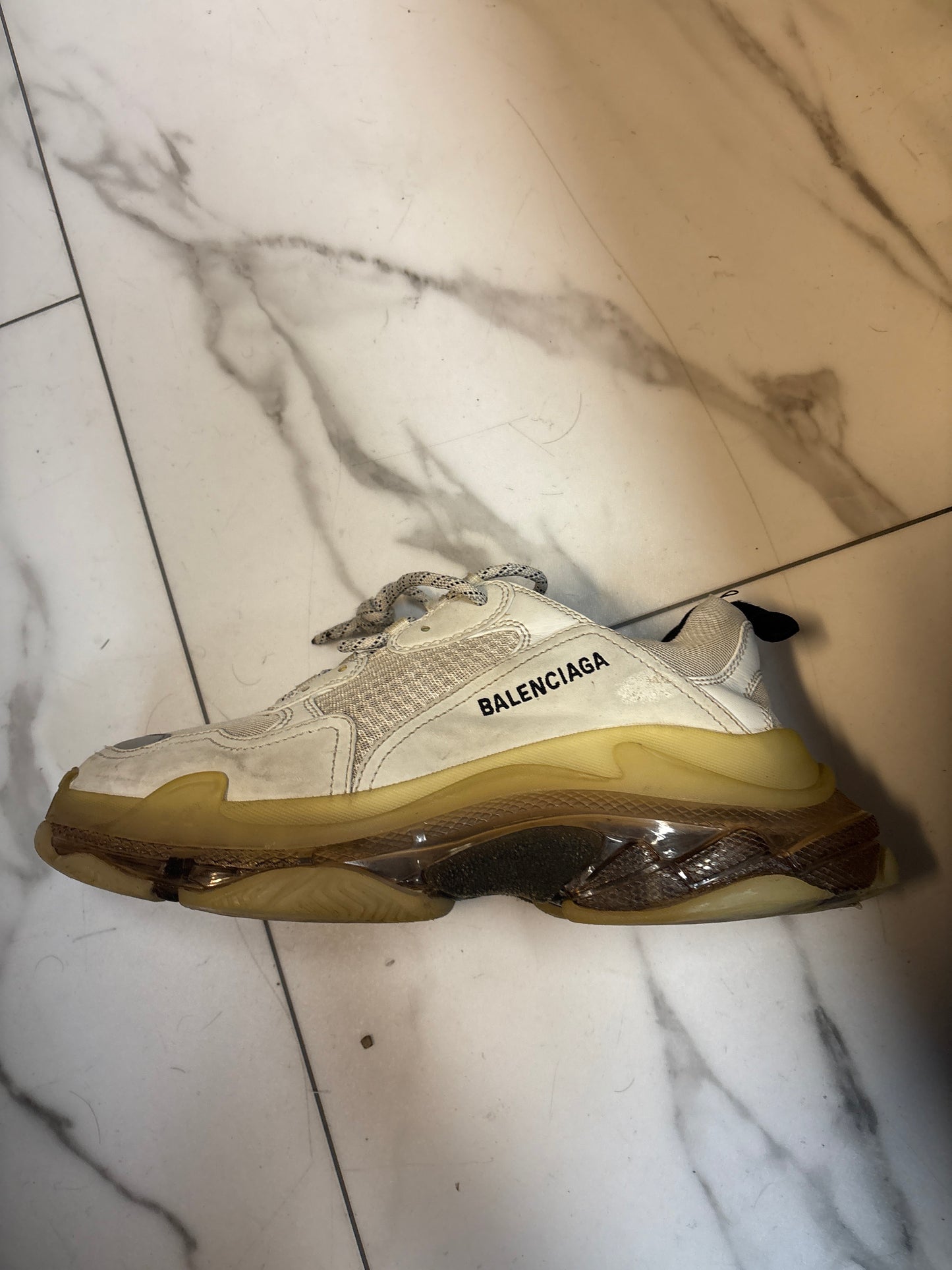 Balenciaga triple s no box clear sole