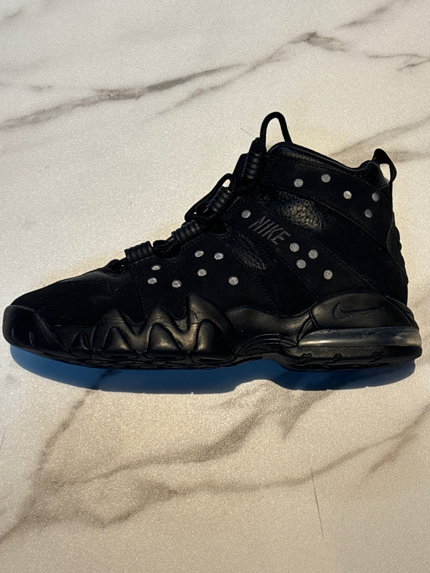 CB triple black