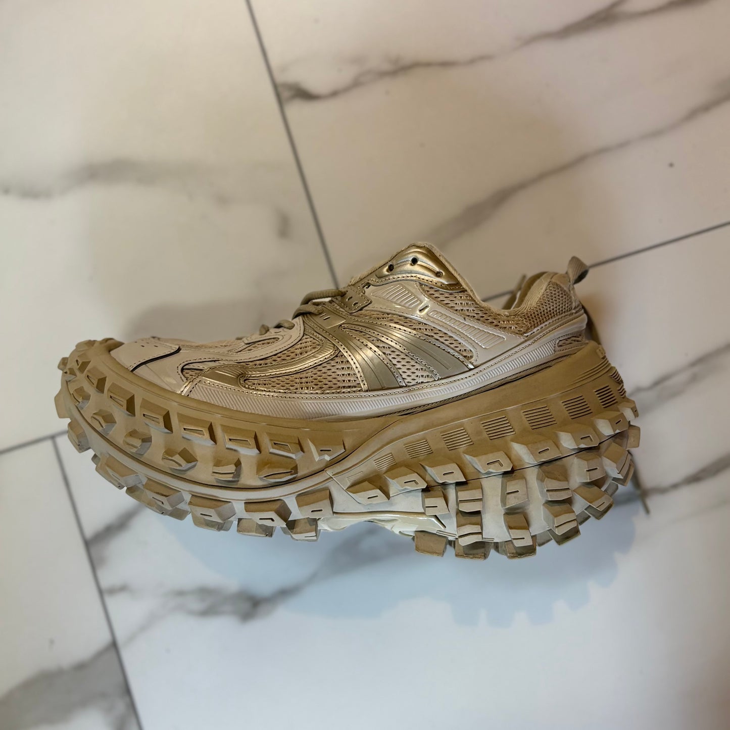 Grey Balenci bubble