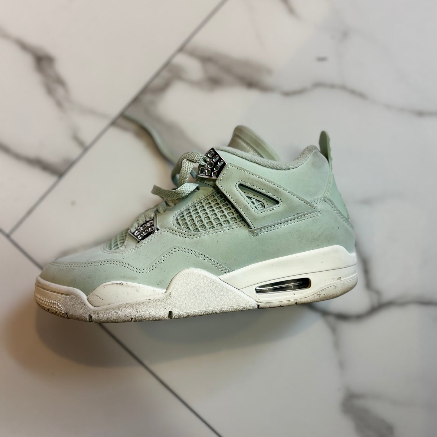 Jordan 4 mint used