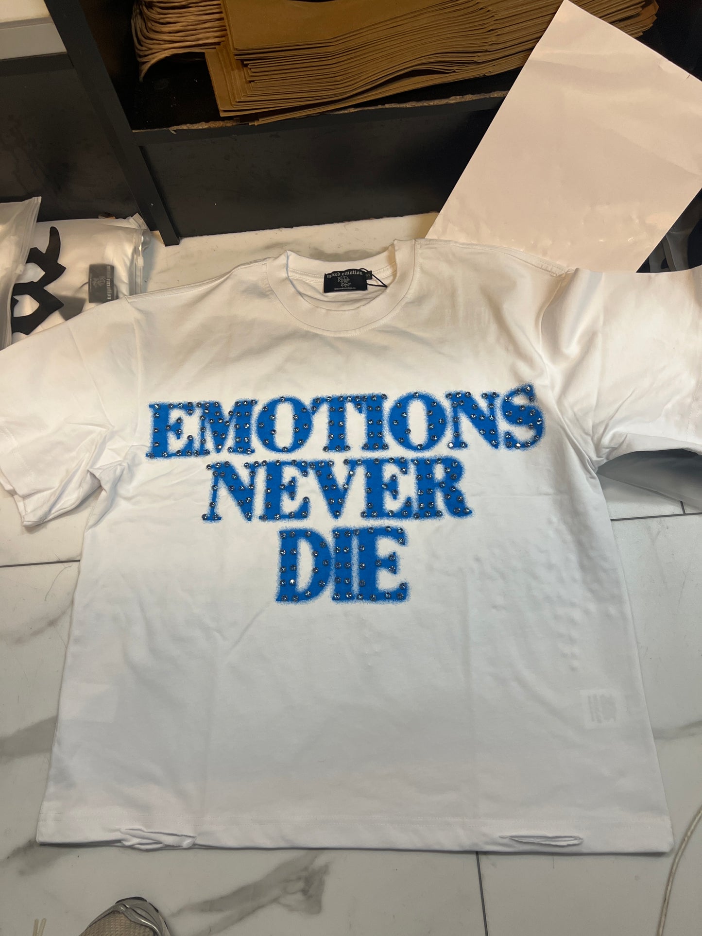 Mixed emotion never die white blue tee