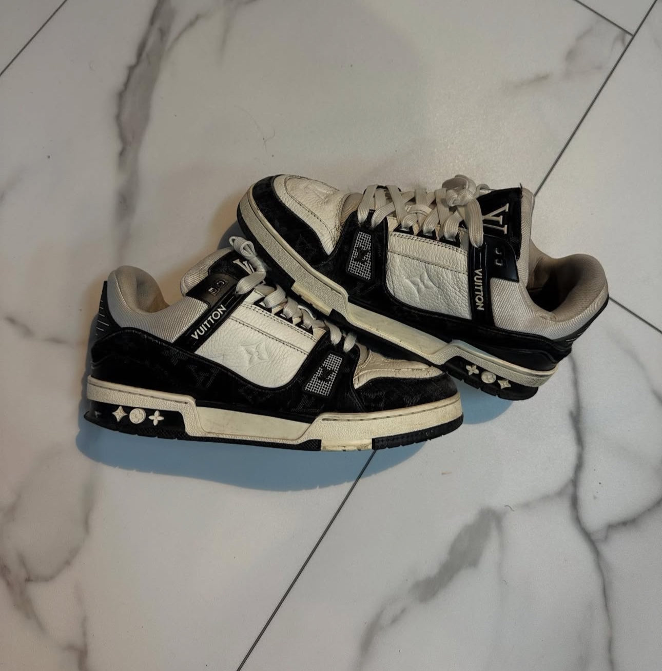 LV Skate white/blk used