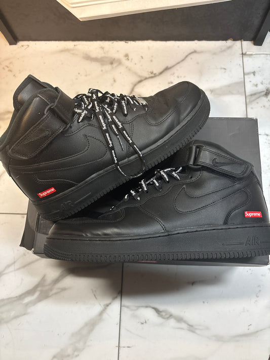Supreme Mid Tops w box