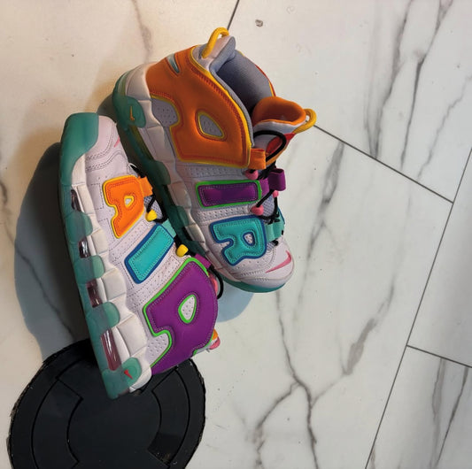 Multicolor uptempo