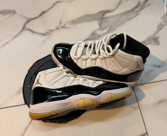 Jordan 11 gratitude DMP -used no box