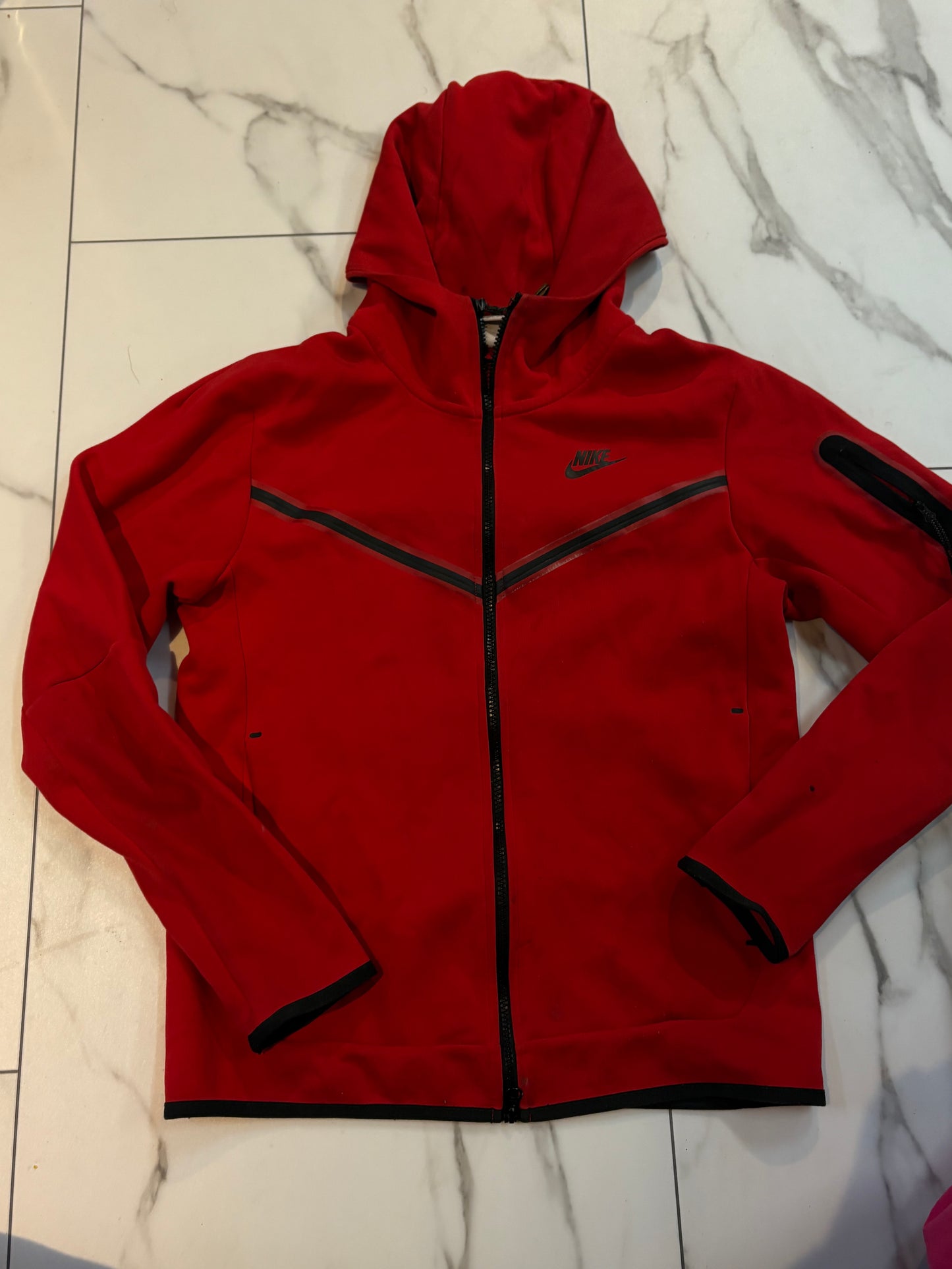 Red Nike tech